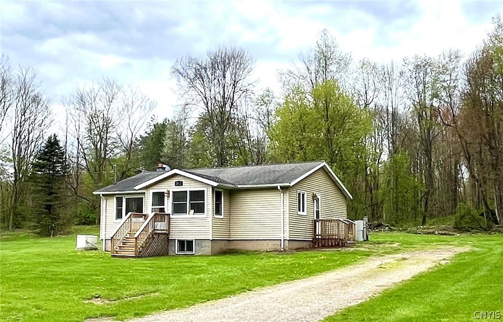 Photo of 2002 Eno Road, Sterling, NY 13111 (MLS # S1678306)