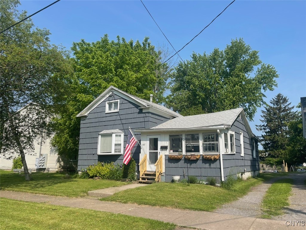 207 E Elm Street
