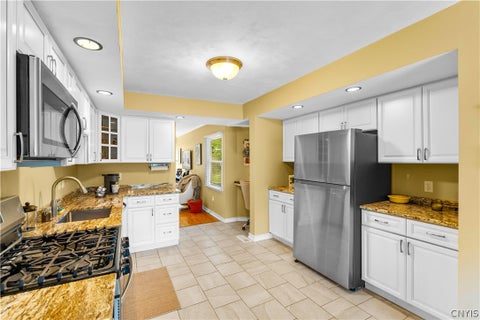 Tiny photo for 106 Colonial Drive, New Hartford, NY 13413 (MLS # S1716079)