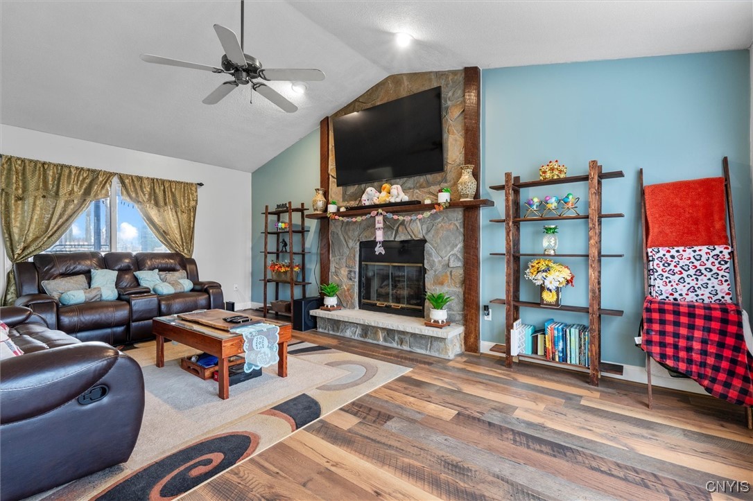 6334 Hardwood Lane, Cicero, New York image 5