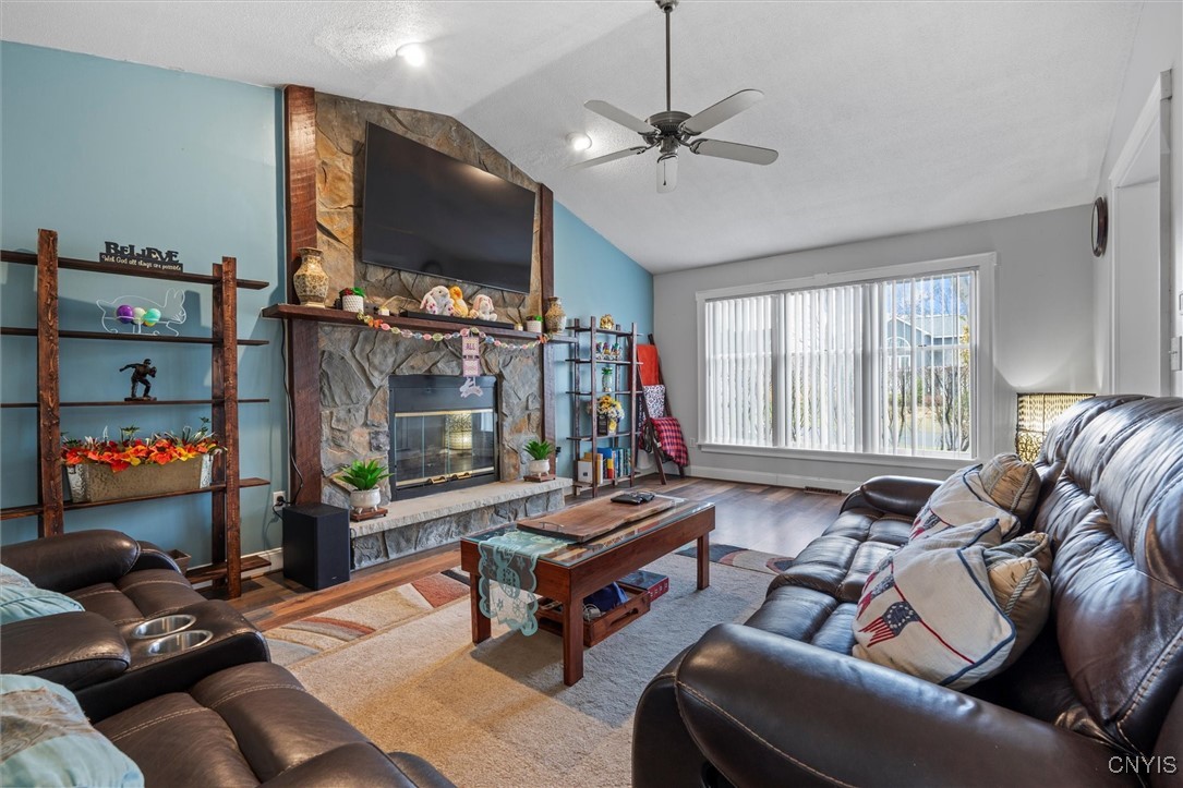 6334 Hardwood Lane, Cicero, New York image 6