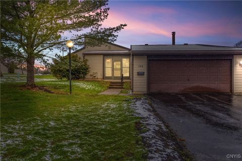 746 Village Boulevard S, Van Buren, NY 13027 - MLS#: S1600459