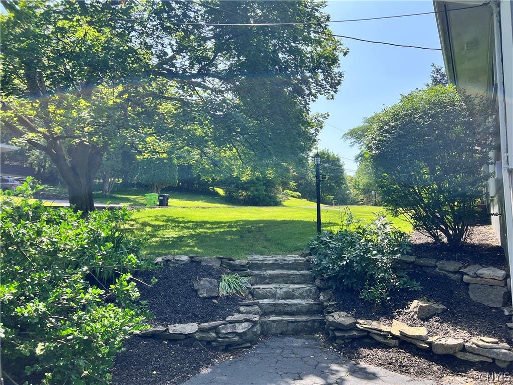 Photo of 406 Churchill Lane, Manlius, NY 13066 (MLS # S1703558)
