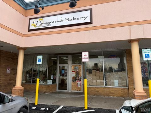 Photo of 311 Nottingham Road, DeWitt, NY 13210 (MLS # S1658137)