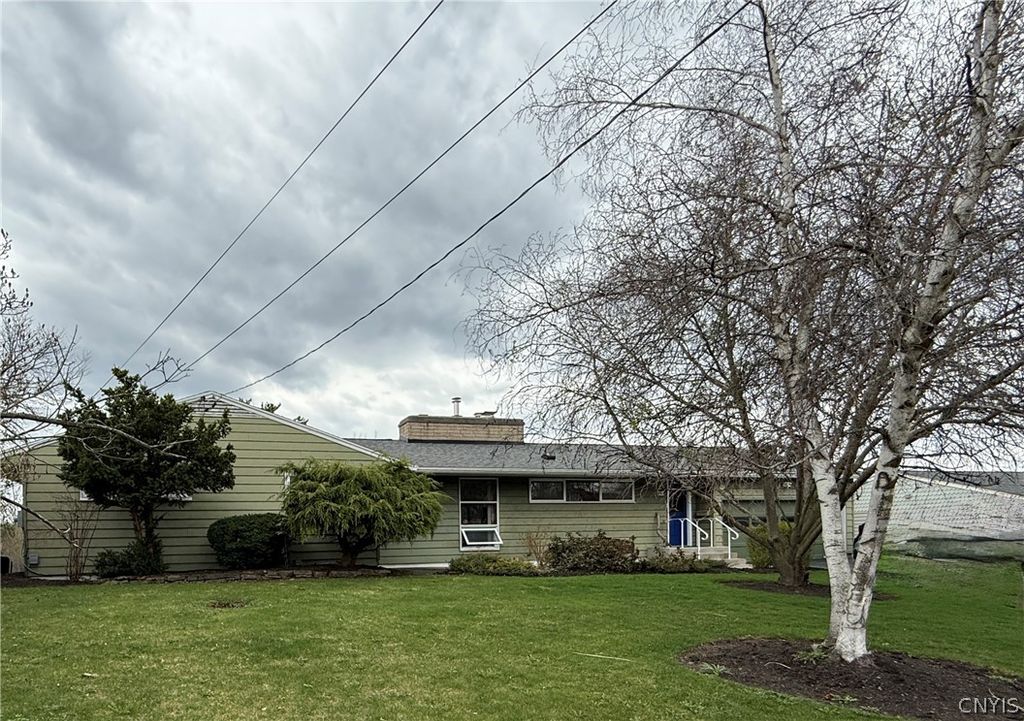 Photo of 22 Drumlins TER, DeWitt, NY 13224 (MLS # S1696280)