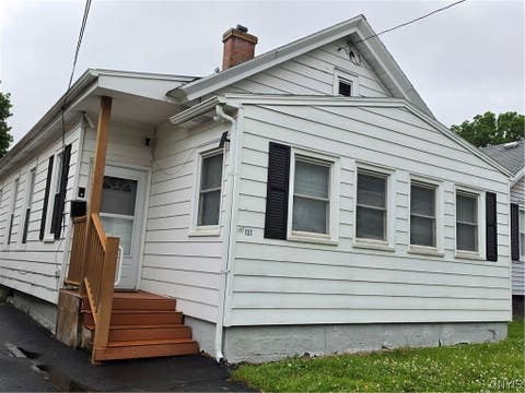 Homes For Sale - 133 Culbert Street<br/> Syracuse, NY 13208