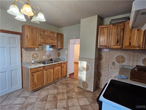 Tiny photo for 809 Mulberry Street, Utica, NY 13502 (MLS # S1655181)