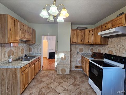 Tiny photo for 809 Mulberry Street, Utica, NY 13502 (MLS # S1655181)