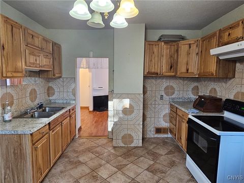 Tiny photo for 809 Mulberry Street, Utica, NY 13502 (MLS # S1655181)