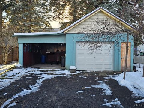 Tiny photo for 809 Mulberry Street, Utica, NY 13502 (MLS # S1655181)