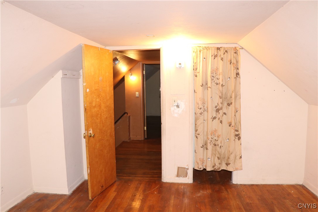 215 Hope Avenue, Syracuse, New York image 42