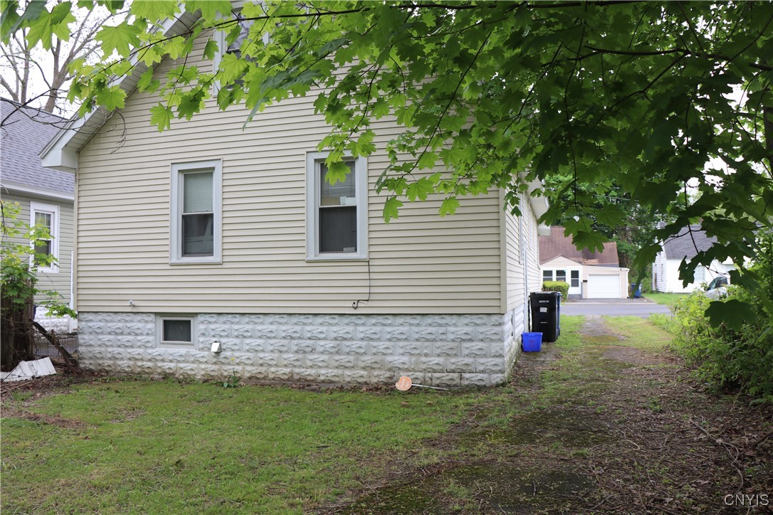 215 Hope Avenue, Syracuse, New York image 5