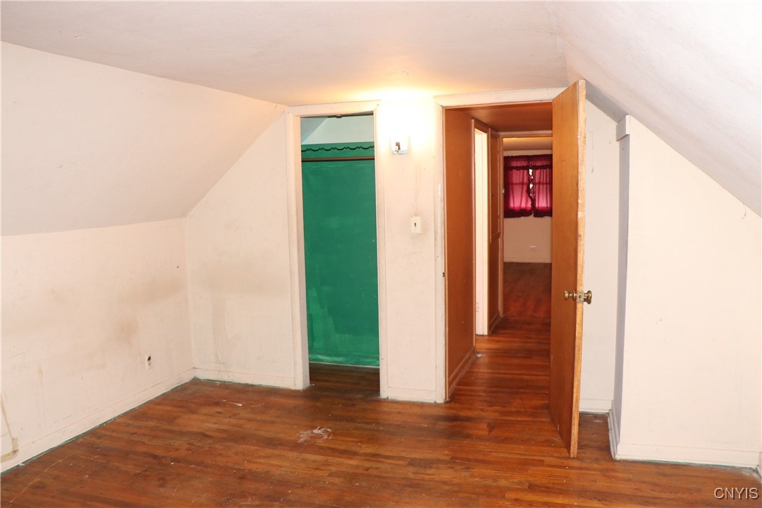 215 Hope Avenue, Syracuse, New York image 38