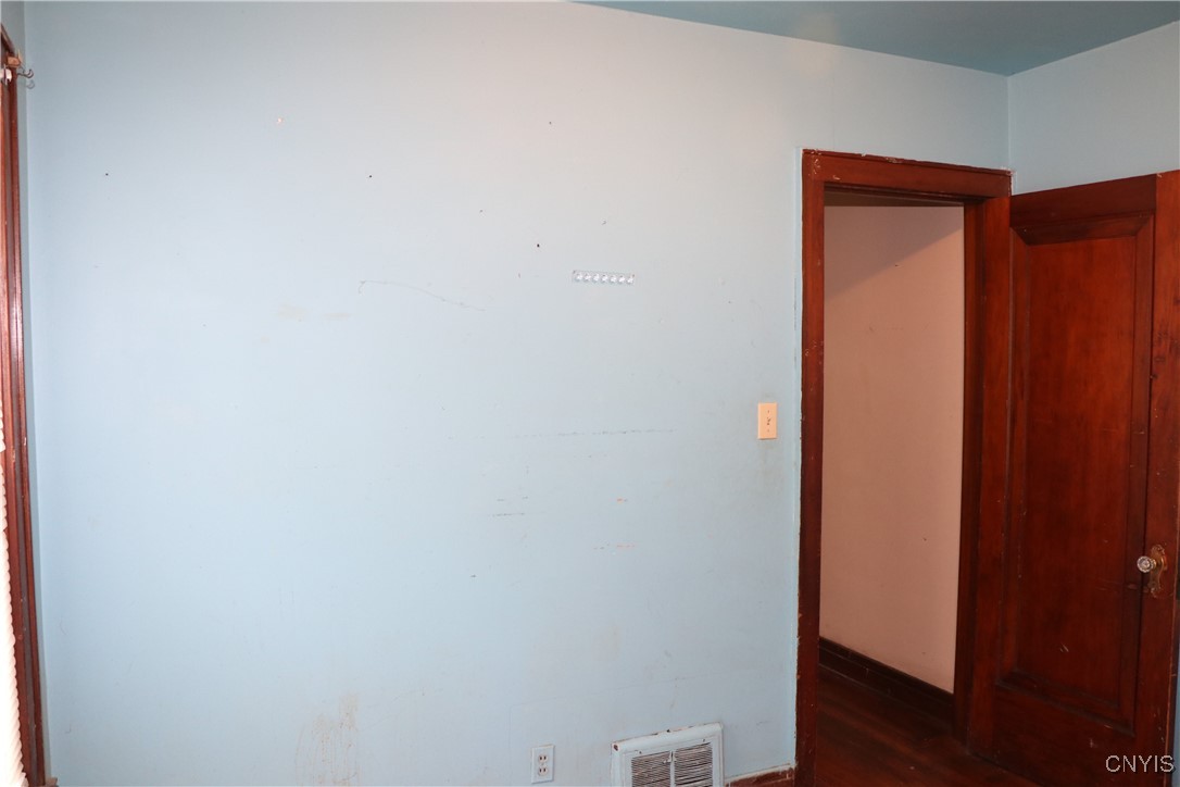 215 Hope Avenue, Syracuse, New York image 28