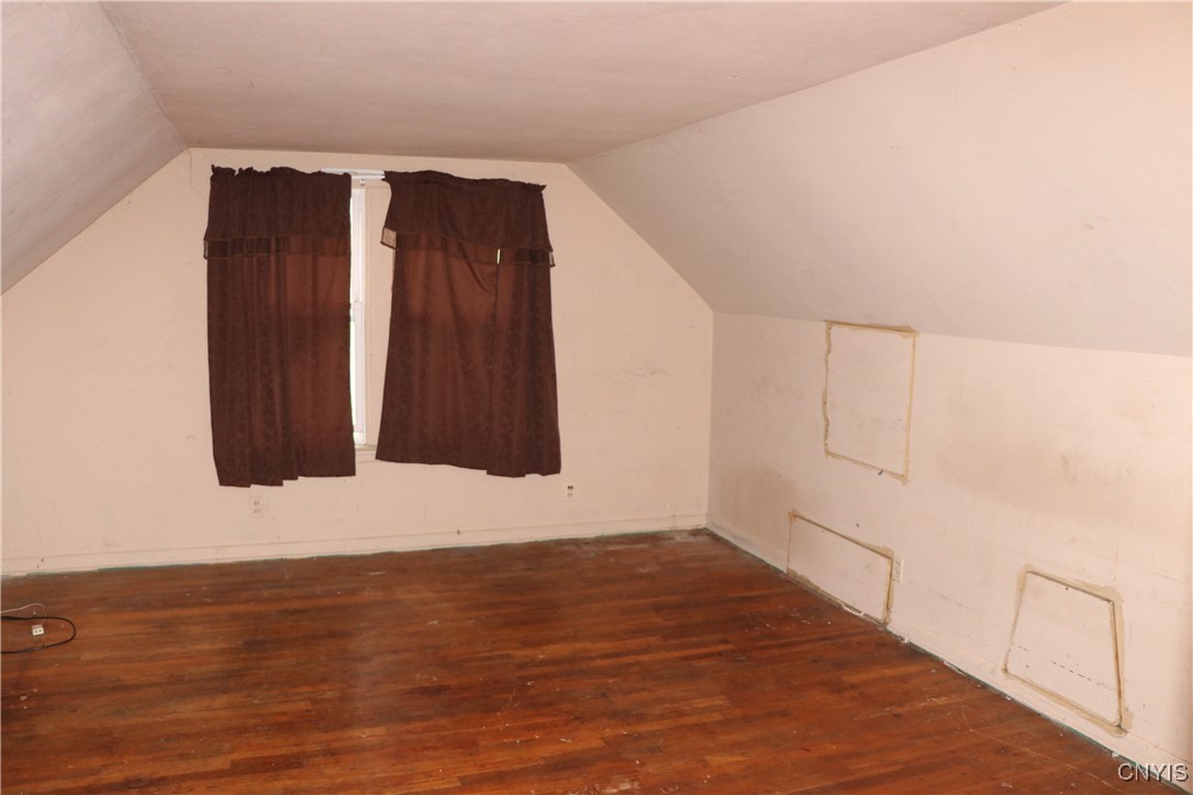 215 Hope Avenue, Syracuse, New York image 36