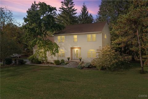 8263 Kirkville Road, Manlius, NY 13082 - #: S1641249