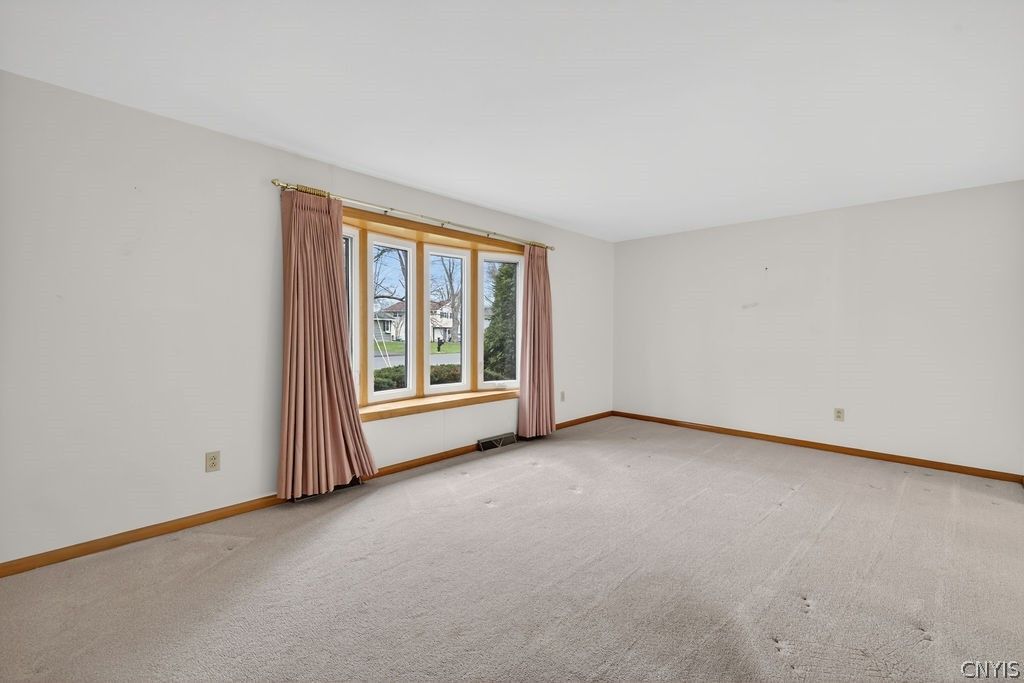 Photo of 6 Lorraine Crescent, Clay, NY 13090 (MLS # S1672937)