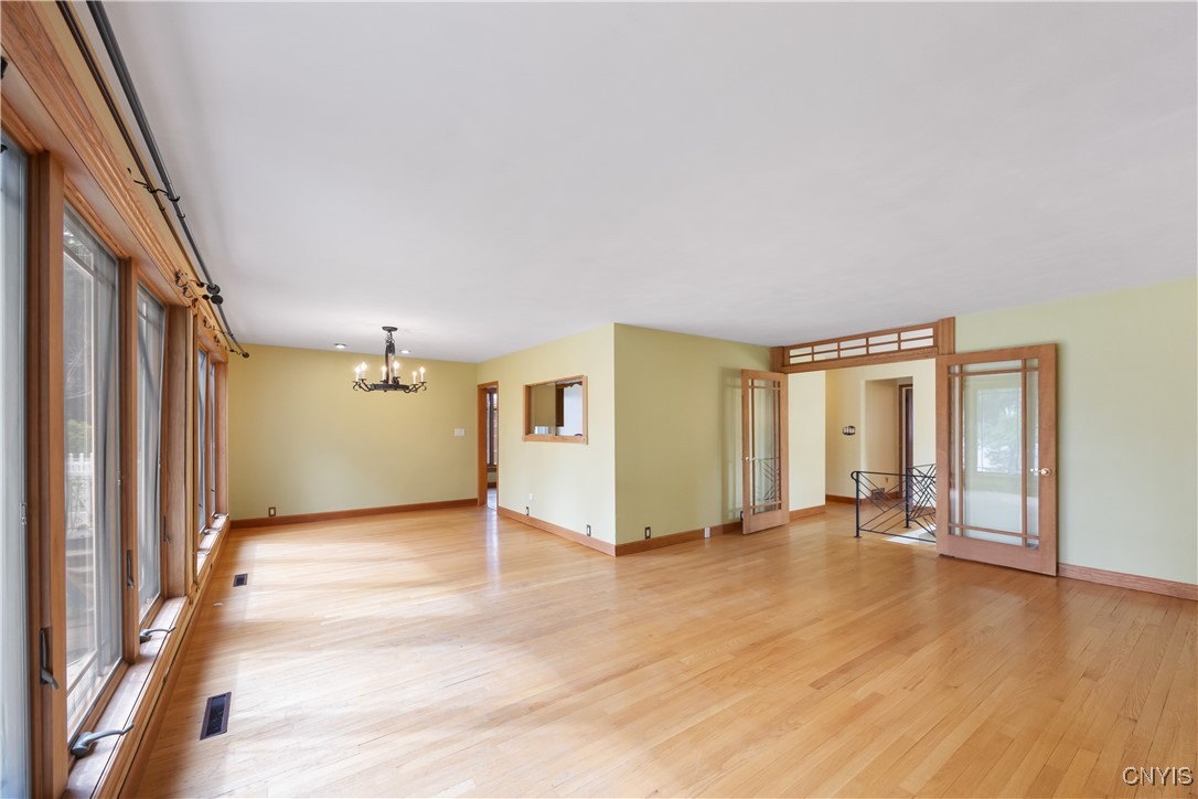 101 Hatherly Road, Syracuse, New York image 6