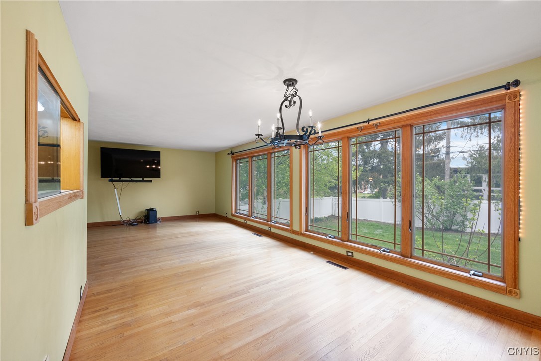 101 Hatherly Road, Syracuse, New York image 7