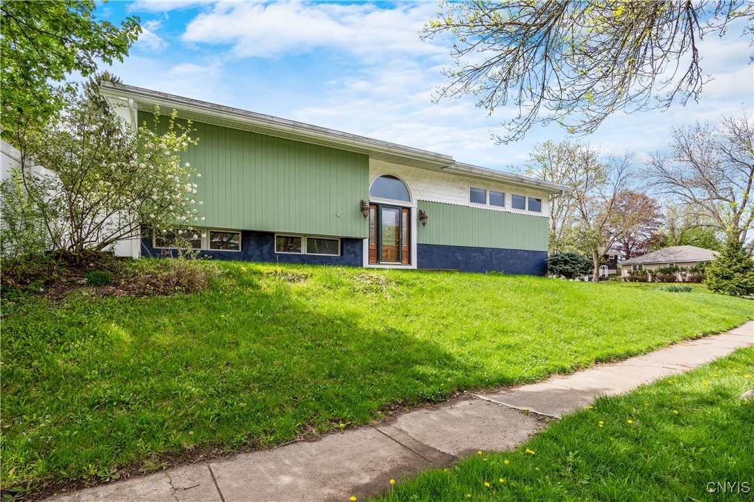 101 Hatherly Road, Syracuse, New York image 3