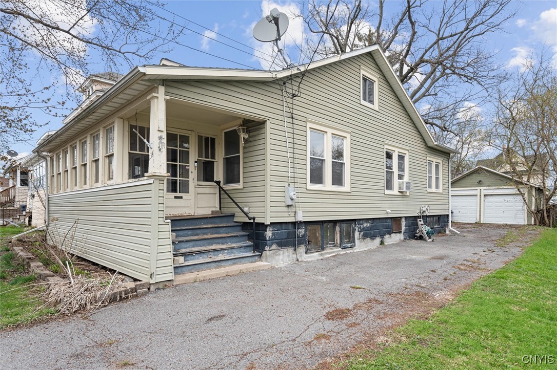 134 Norwood Avenue, Syracuse, New York image 6