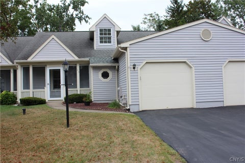 Condo For Sale - 210 Springmoor Drive<br/> Salina, NY 13088