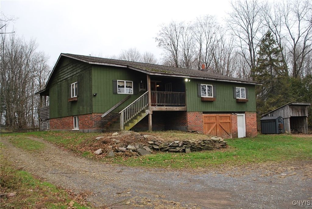 Photo of 35 Smithers Road, Mexico, NY 13114 (MLS # S1652901)