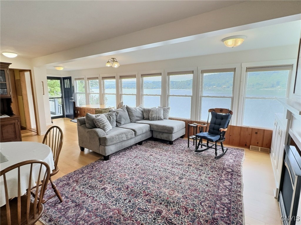 Otisco, New York 13110, United States, 3 Bedrooms Bedrooms, ,3 BathroomsBathrooms,Residential,Active,194096