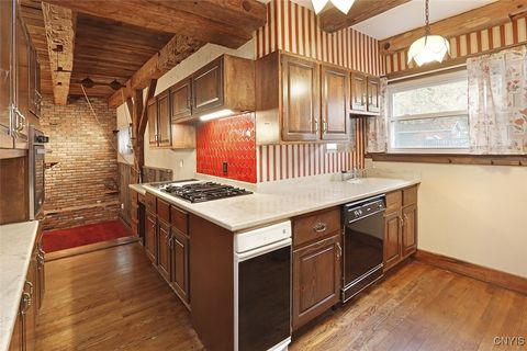 Tiny photo for 304 Cornwall Drive, DeWitt, NY 13214 (MLS # S1648093)