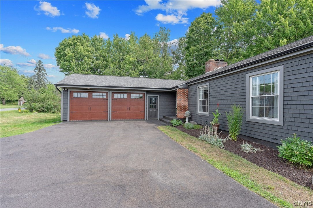 24 Gilmour Drive
