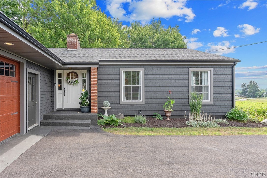 24 Gilmour Drive