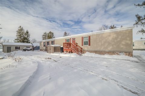 Photo of 21 Jetty Drive, Mentz, NY 13140 (MLS # S1659342)