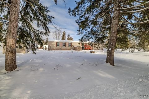 Tiny photo for 21 Jetty Drive, Mentz, NY 13140 (MLS # S1659342)