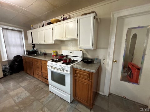 Tiny photo for 251 Lilac Street, Syracuse, NY 13208 (MLS # S1709043)