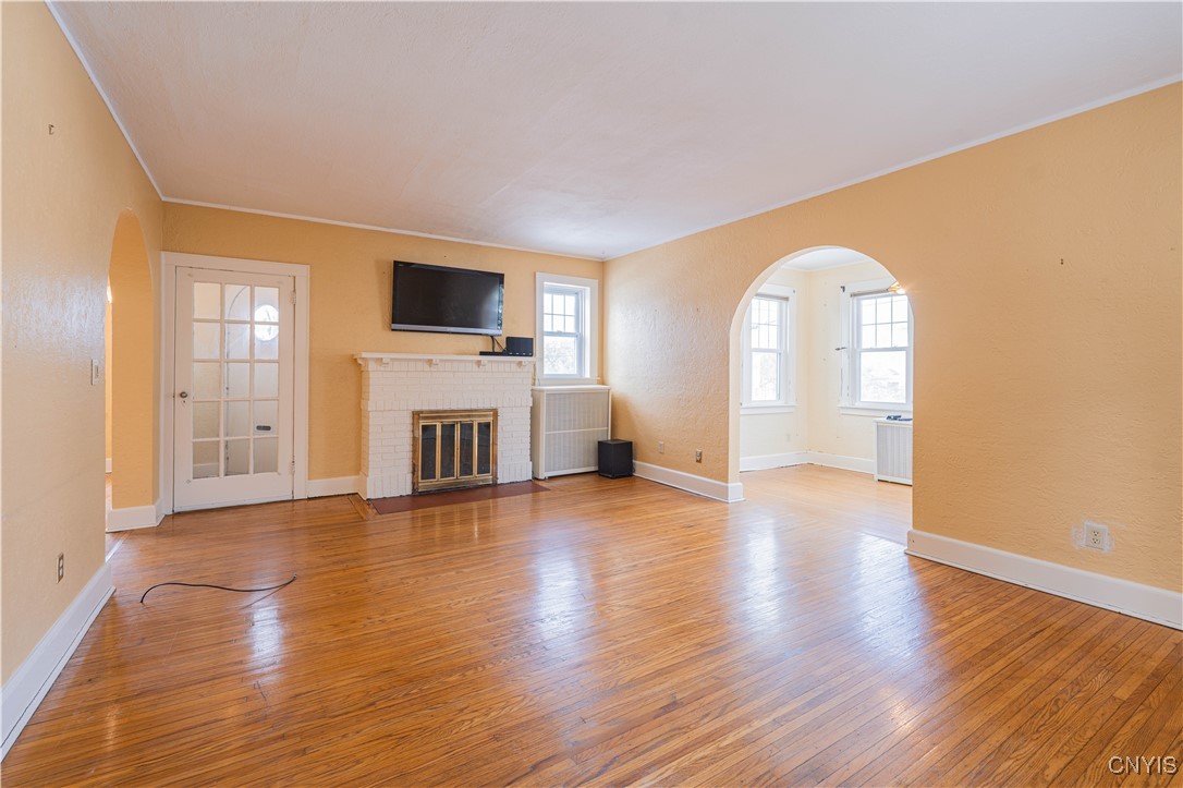 26 Beverly Place, Utica, New York image 21
