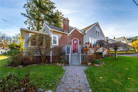26 Beverly Place, Utica, NY 13501 - MLS#: S1605552