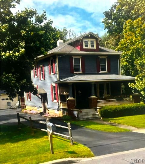 28 Meadow Street Clinton NY 13323