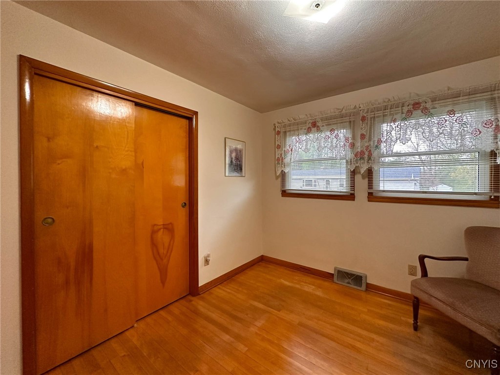 28 Concord Boulevard, New Hartford, New York image 14