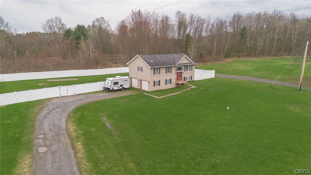 Photo of 41 Milo Drive, West Monroe, NY 13167 (MLS # S1673619)
