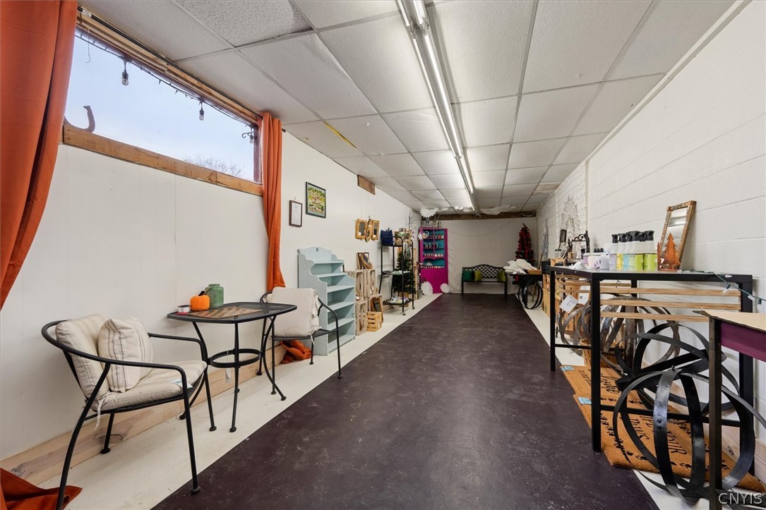 39 W Clark Street