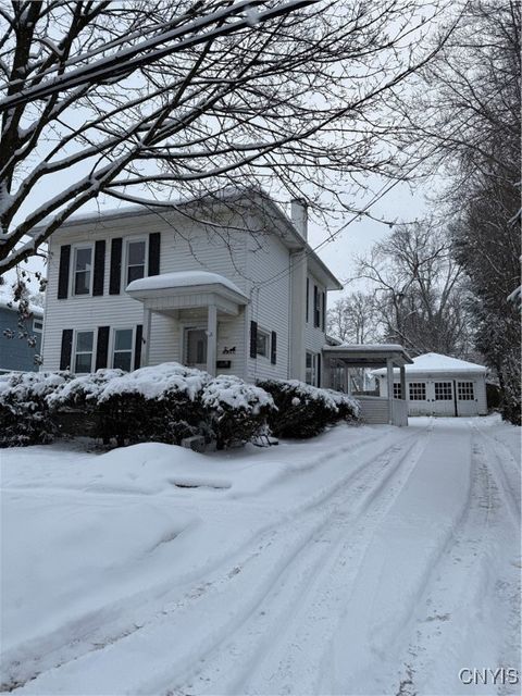 Photo of 62 Capitol Street, Auburn, NY 13021 (MLS # S1655097)