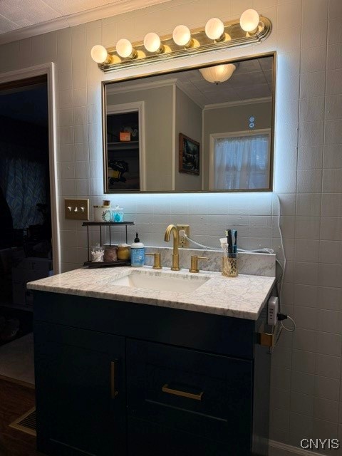 533 W Embargo Street