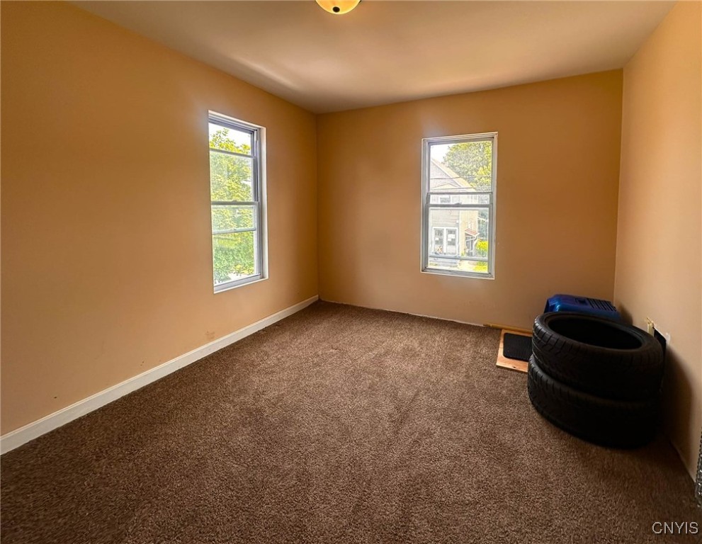 528 Jefferson Avenue, Utica, New York image 28