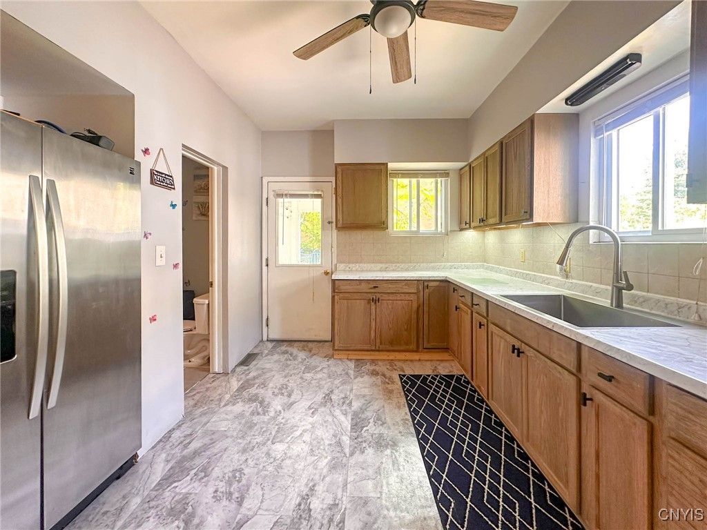 528 Jefferson Avenue, Utica, New York image 19