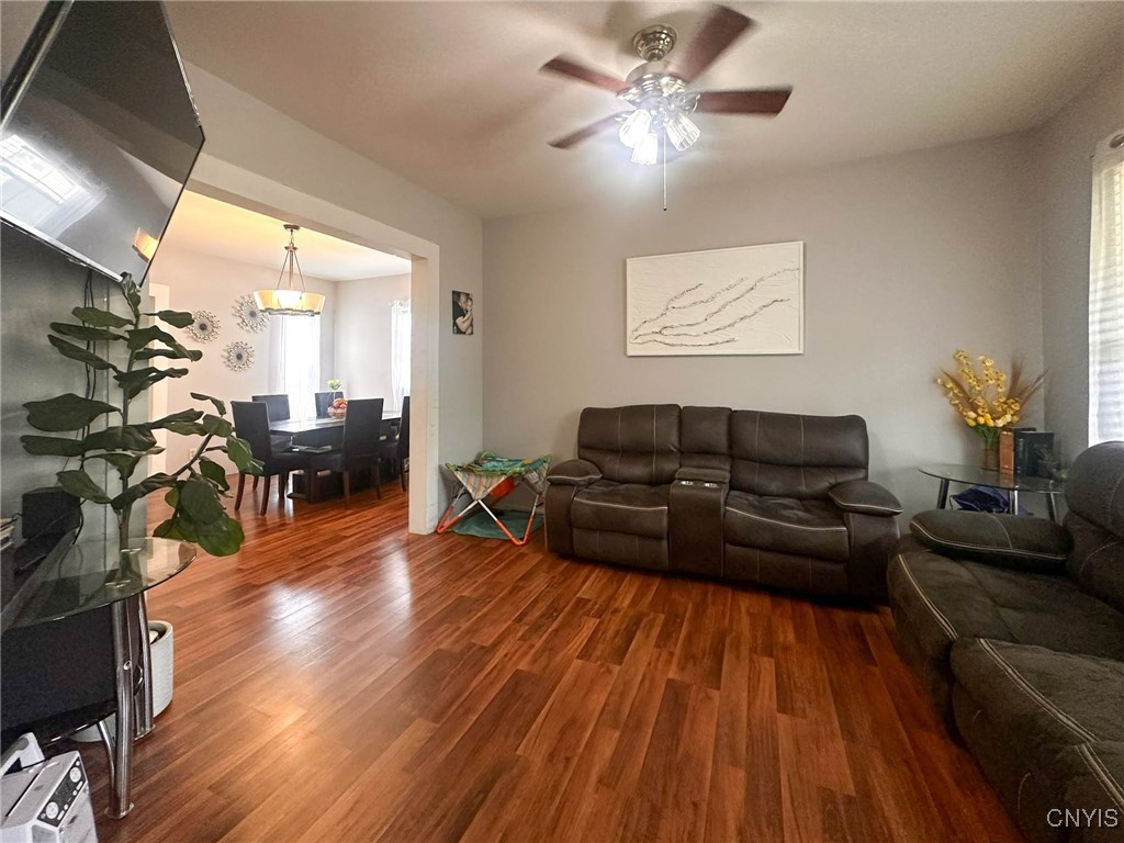 528 Jefferson Avenue, Utica, New York image 8