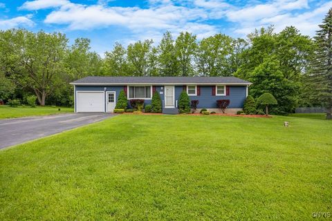 308 Stafford Circle N Clinton NY 13323