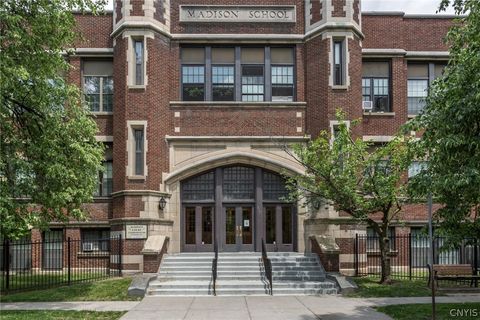 Condo For Sale - 917 Madison Street #104<br/> Syracuse, NY 13210