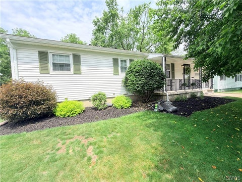Tiny photo for 3 Perimeter Road, Whitestown, NY 13492 (MLS # S1690325)