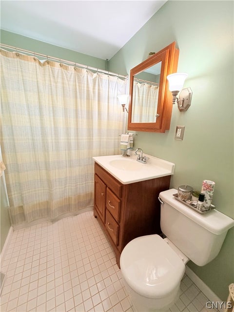 Tiny photo for 3 Perimeter Road, Whitestown, NY 13492 (MLS # S1690325)