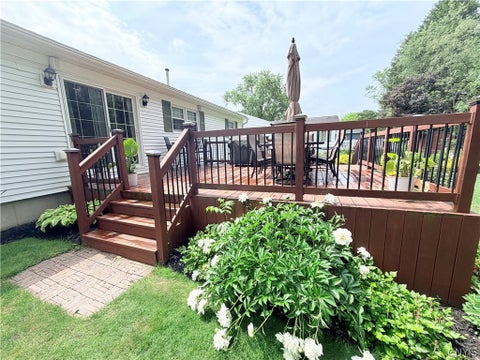 Tiny photo for 3 Perimeter Road, Whitestown, NY 13492 (MLS # S1690325)